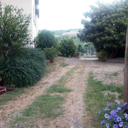 La Collinese Couette-café Castana (Lombardy)