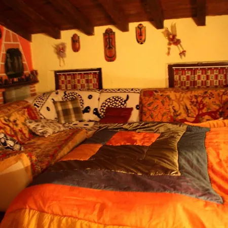 Bed & Breakfast La Collinese Castana (Lombardy)
